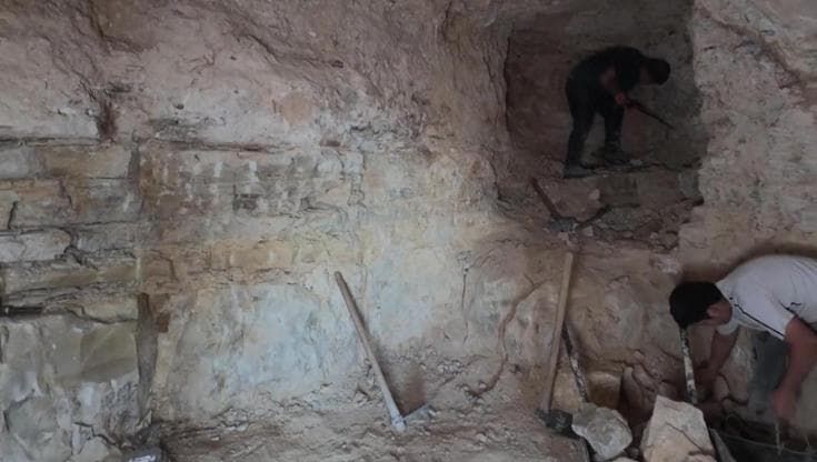 Cisgiordania, la disperazione dei palestinesi a sud di Hebron: "Costretti a vivere nelle grotte"