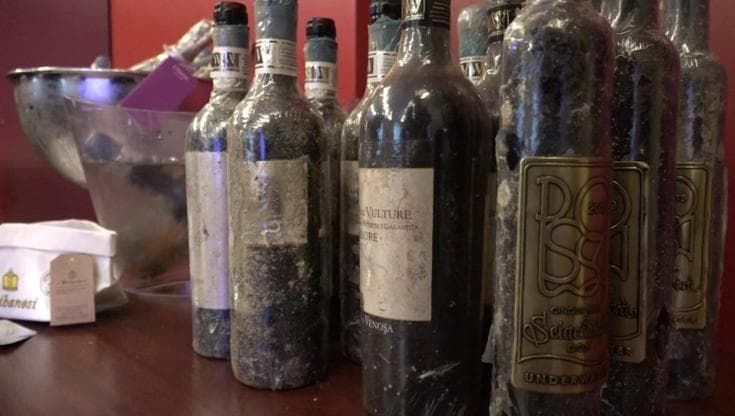 Vini "underwater", "Ecco perché si fanno maturare sott'acqua"