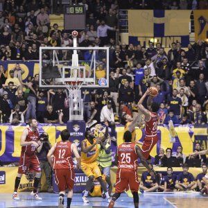 Basket, l'instant replay colpisce ancora. Marino: ''Soddisfatti, ma puntiamo a fare di più''
