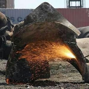 Battuta d'arresto per l'industria: a novembre crollo degli ordini