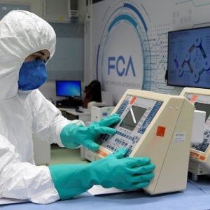 Fca, accordo con i sindacati (Fiom compresa) per la ripartenza