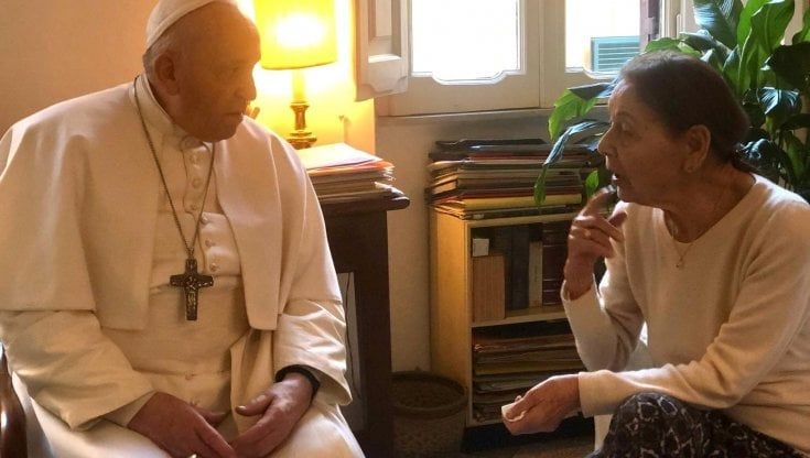 Papa Francesco e la lezione di Edith Bruck, punto di luce nelle tenebre
