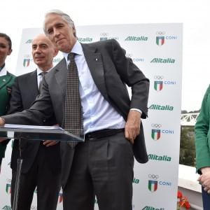 Malagò:"Pronti a sfidare Parigi". Un nuovo accordo Coni-Alitalia
