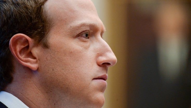 Facebook si prepara al caos delle elezioni Usa: blocco dei post virali e modifiche all'algoritmo