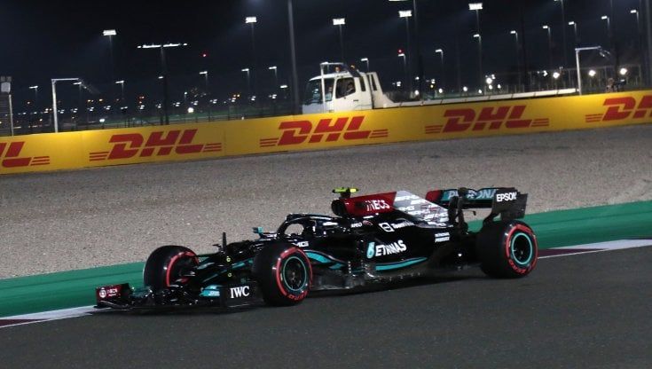 F1, Gp Qatar: Bottas è il più veloce nelle seconde libere, Verstappen meglio di Hamilton