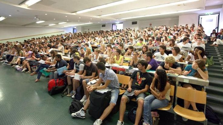 Università di Bologna, esperti esterni da settembre giudicheranno l’efficacia dei 260 corsi