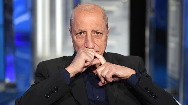 Pippo Franco: “Andreotti mi votò alle politiche. Grillo mi rubava le canzoni. Oggi curo lo spirito”