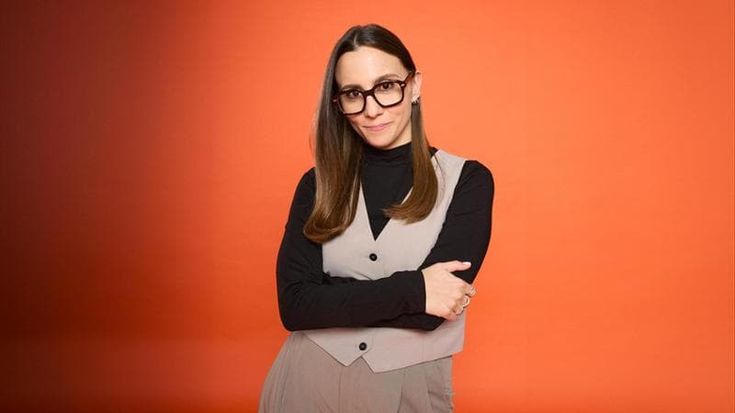 La vita da ridere di Aurora Leone: “Sul palco sono libera”
