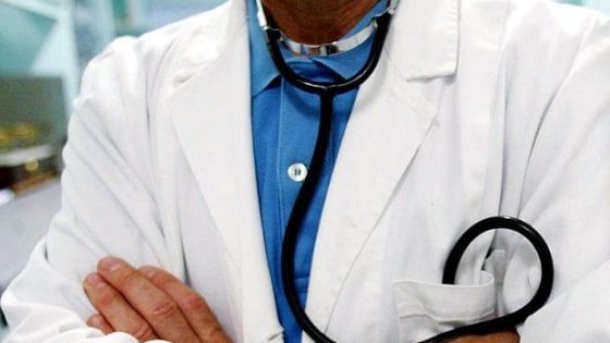 Doctor House: perché Camillo non riesce ad andare in bagno?