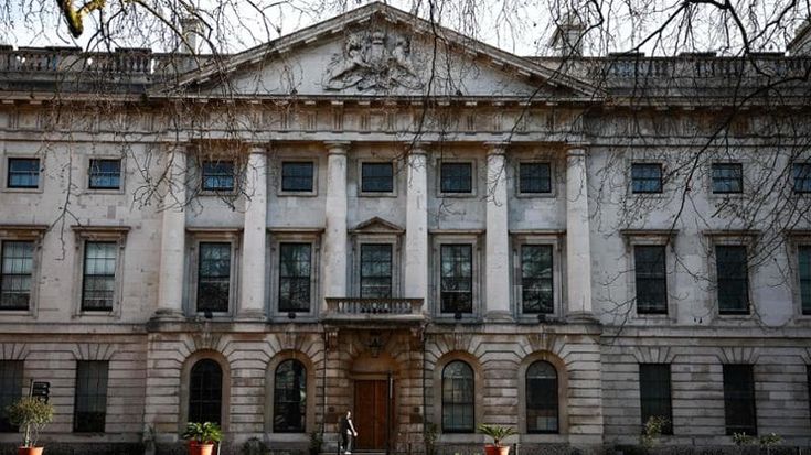 La Cina avrà una nuova ambasciata a Londra: il via libera del governo Starmer tra le polemiche