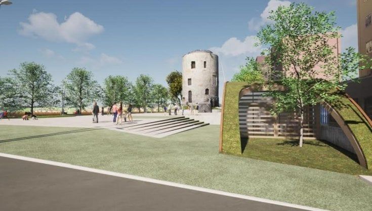 Potenza, abbattuto l'ex istituto Da Vinci: la Torre Guevara torna a splendere 