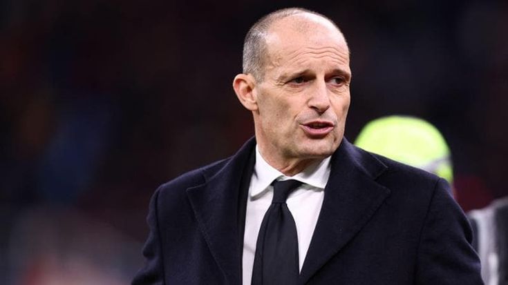 Diffuse online il numero di Max Allegri, in tribunale lo youtuber Diprè