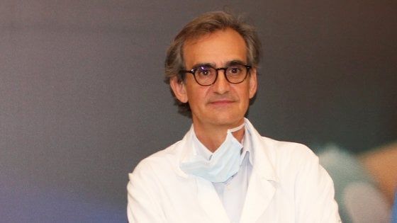 Il neurochirurgo delle gemelline siamesi: “Cammino a due metri da terra, anzi volo”