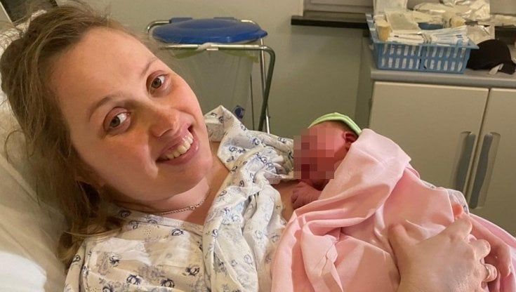 A Lodi è nata "Pace Vita", la sua mamma Liudmyla è fuggita dalla guerra in Ucraina: "Lei è un segno di speranza"