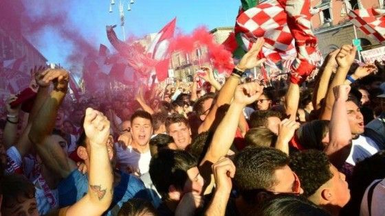 Bari, tutto in una notte "A un passo dal sogno e vogliamo raggiungerlo"