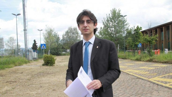 Hanno tutti ragione | Al meloniano Donzelli non piace cantare