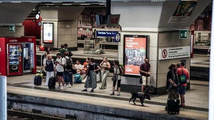 Binari allagati, Porta Susa in tilt per tre ore: treni cancellati e disagi