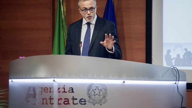 Più pagamenti digitali e meno condoni  per battere l’evasione 