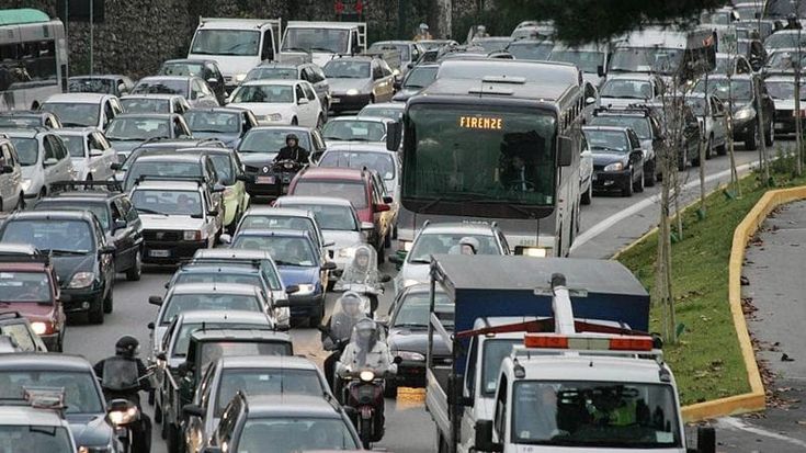 Sale il prezzo dell'assicurazione auto: Toscana al +16%, è seconda in Italia per aumenti