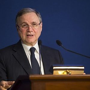 Visco vede la ripresa, ma chiede di più: "Investimenti pubblici e taglio del cuneo fiscale"