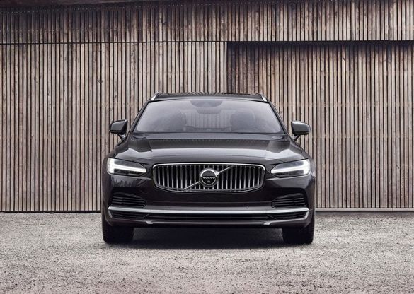 Volvo V90
