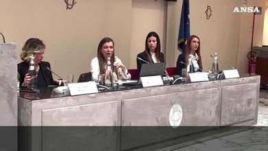 Visite a domicilio e sostegno psicologico, una proposta di legge per tutelare la maternità