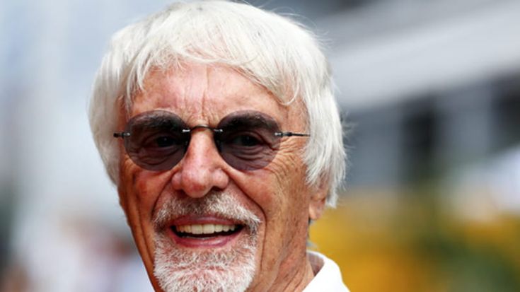 Bernie Ecclestone con fucile a canne mozze in aereo: l’ex boss F1 95enne fermato dalla polizia
