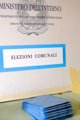 Lombardia, la disfatta della Lega Nord<br />centrosinistra avanti a Monza e Como