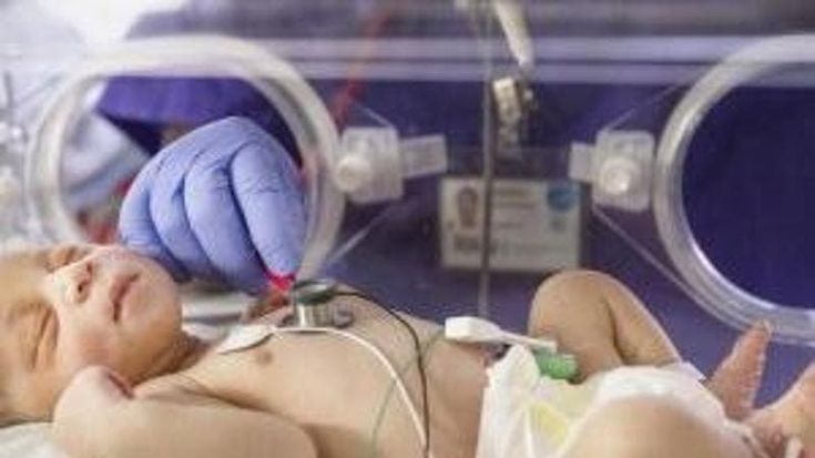 “Bronchioliti, grave discriminare il Sud: il vaccino salva i bambini dalla terapia intensiva”