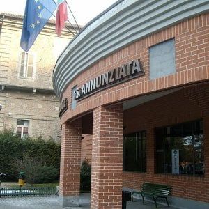Agricoltore diciottenne colpito da un attrezzo a Marene muore per un grave trauma cranico