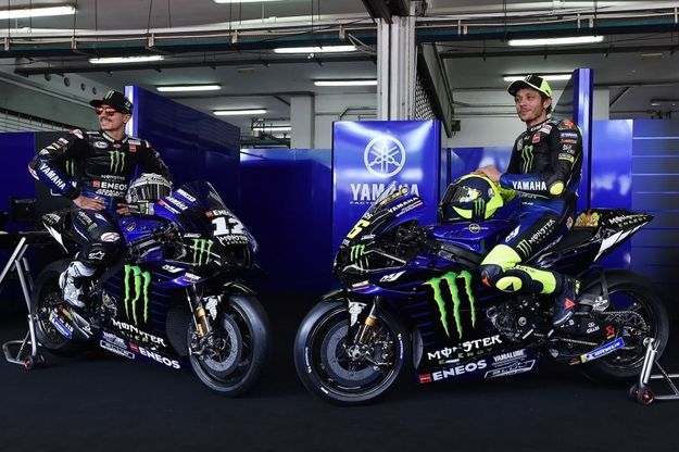 MotoGp, presentata la nuova Yamaha: in sella Rossi e Vinales