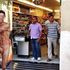 Turisti italiani nudi in strada: Barcellona si ribella alla 'movida maleducata'
