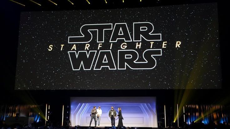 Star Wars, le celebrazioni a Tokyo: Sigourney Weaver e Ryan Gosling entrano nel mondo stellare