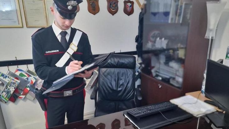 "Spacciamo droga perché l’affitto è caro”, coppia arrestata
