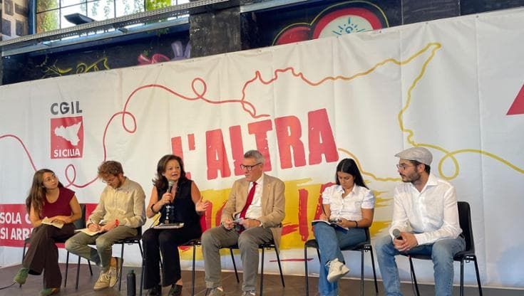 Landini fa un assist ai giovani della Restanza siciliana: “Il governo ha fallito”