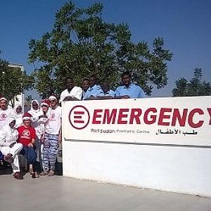 Sudan, il piccolo Amir salvato da medici e infermieri di Emergency 
