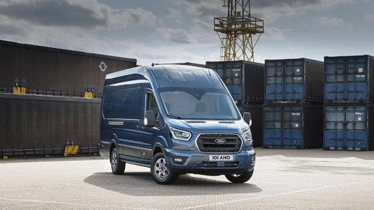 Ford Pro è leader dei veicoli commerciali in Europa per l’undicesimo anno consecutivo