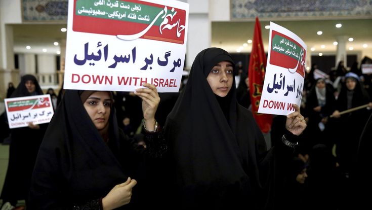 “Basta guerre e carovita”: la protesta che infiamma l’Iran
