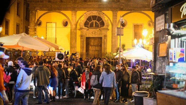 Movida blindata, l'ordinanza del sindaco Manfredi slitta ancora