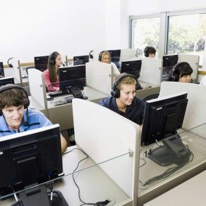 Il Fisco regala i vecchi computer alle scuole