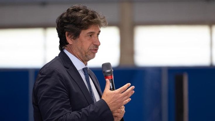 Albertini: “Il nostro calcio scimmiotta il tiki taka. Milan e Inter le più forti”