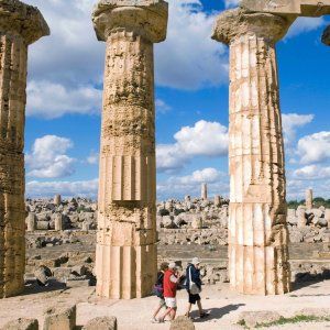 Custodi senza straordinario, siti e musei siciliani chiusi nei festivi