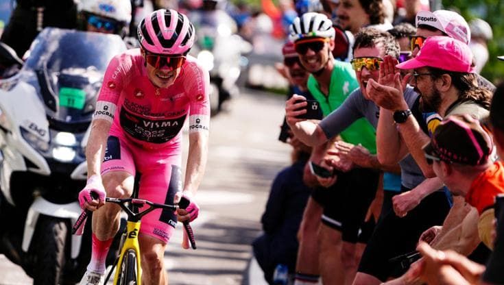 Vingegaard sovrano assoluto del Giro, crolla Pellizzari