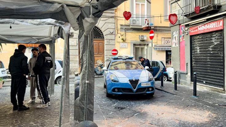 L’ex detenuto: “Soldi e droga, anch’io ho vissuto così e guadagnavo diecimila euro al mese ma ora dico: basta scorciatoie”