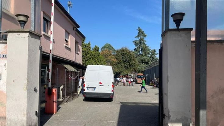 Bologna, via 200 migranti dal Mattei. Trasferiti in altri centri