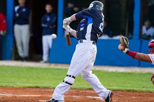 Baseball, Fortitudo beffata 5-6 da Rimini in gara 1