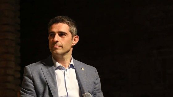 Regionali, Pizzarotti candidato ? Bugani (M5s): "Meglio di Bonaccini"