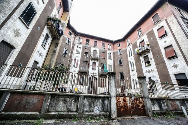 Milano, reportage dal Borgo Pirelli: gioiello liberty in rovina