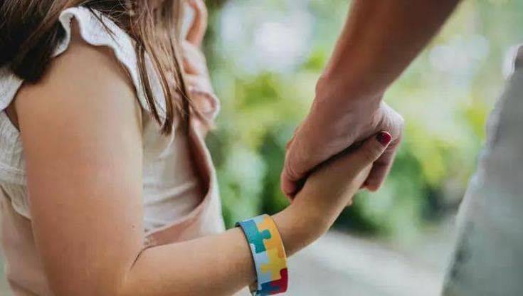 Aumentano le diagnosi di autismo, restano le disparità nelle cure