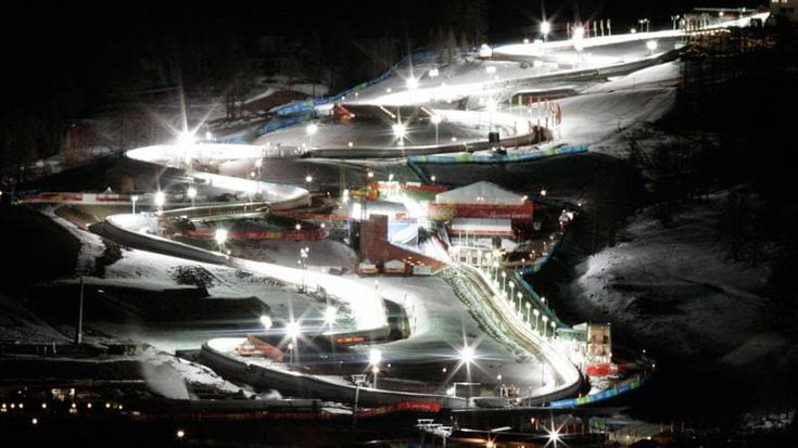 Olimpiadi, Malagò porta il bob all’estero ma Cirio ci crede ancora: “Cesana in corsa”